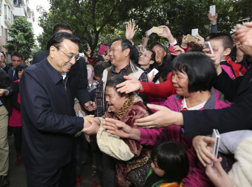 李克強(qiáng):以改革開放和結(jié)構(gòu)調(diào)整推動經(jīng)濟(jì)提質(zhì)升級